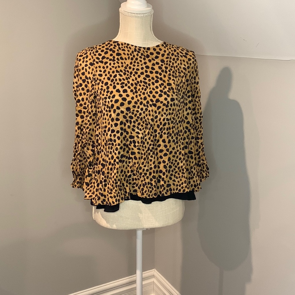 Zara top size M two colors